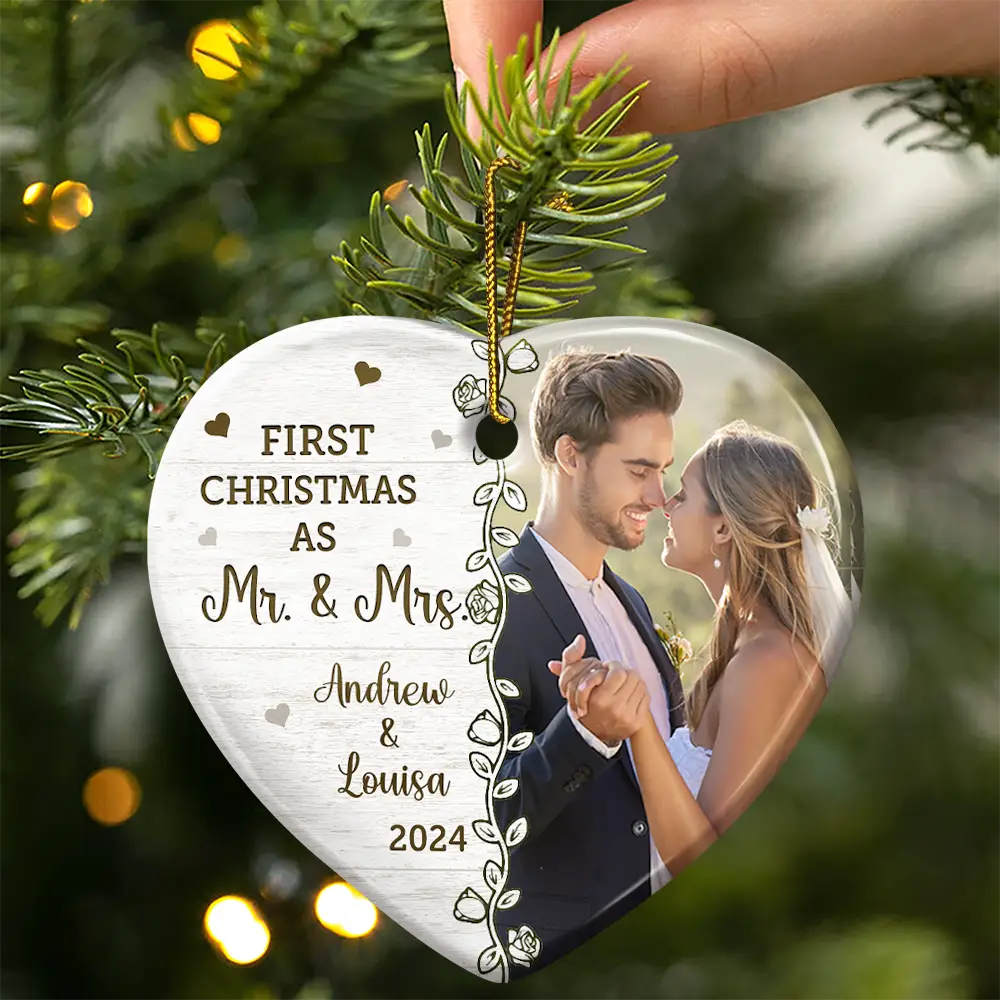 Wedding, Gift For Couples, Gift For Husband, Gift For Wife, Gift For Boyfriend, Gift For Girlfriend - Custom Photo First Christmas Married - Personalized Heart Ceramic Ornament