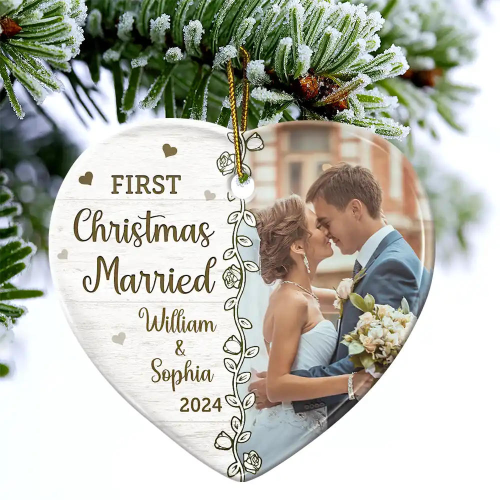 Wedding, Gift For Couples, Gift For Husband, Gift For Wife, Gift For Boyfriend, Gift For Girlfriend - Custom Photo First Christmas Married - Personalized Heart Ceramic Ornament