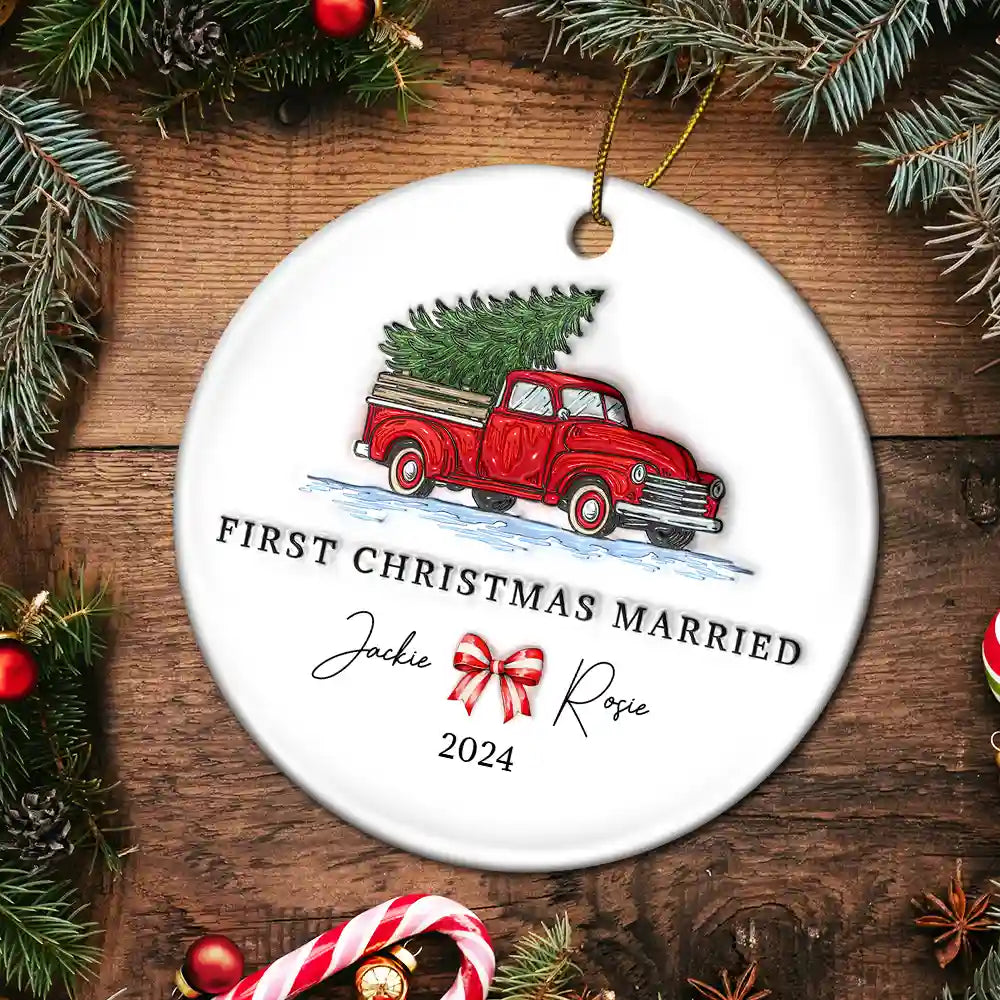 First Christmas Married Couples - 3D Inflated Effect Printed Ornament, Personalized Circle Ceramic Ornament