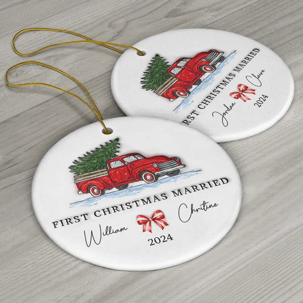 First Christmas Married Couples - 3D Inflated Effect Printed Ornament, Personalized Circle Ceramic Ornament