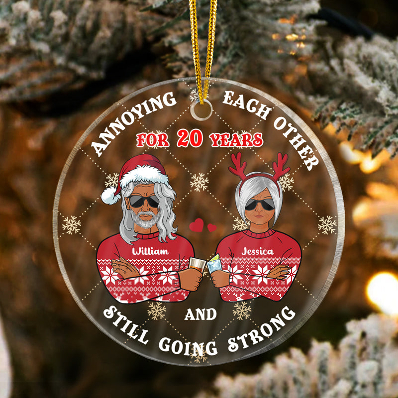 Christmas Old Couple Annoying Each Other - Personalized Custom Circle Acrylic Ornament