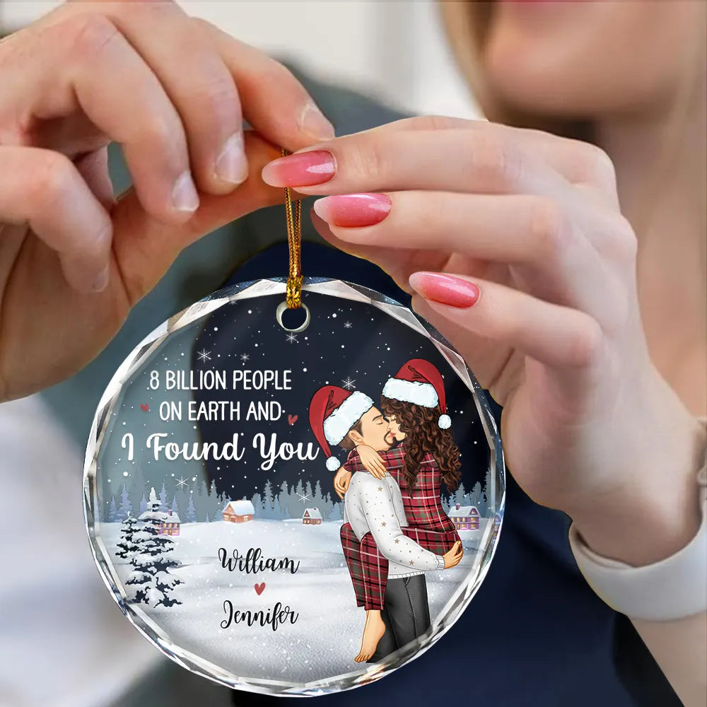 8 Billion People On Earth Couple Christmas - Personalized Circle Glass Ornament