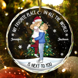 Christmas Couple Kissing My Favorite Place In All The World - Personalized Circle Glass Ornament