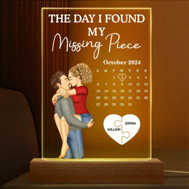 Gift For Couples, Gift For Husband, Gift For Wife, Gift For Boyfriend, Gift For Girlfriend - The Day I Found My Missing Piece Kissing Couples Calendar - Personalized 3D Led Light Wooden Base