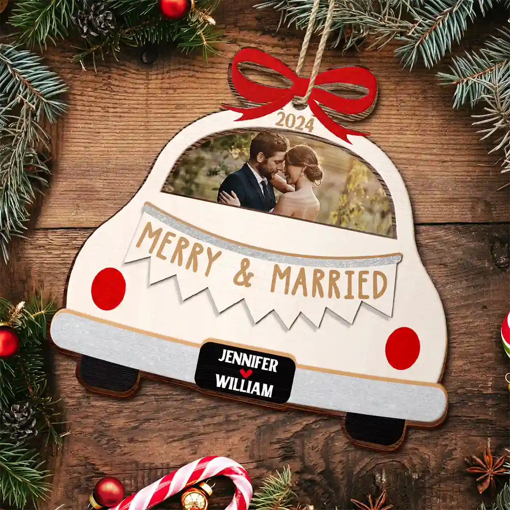 Christmas,Custom Photo,Gift For Couples,Gift For Husband,Gift For Wife,Gift For Boyfriend,Gift For Girlfriend,Love - Custom Photo Christmas Couple Just Married - Personalized 2-Layered Wooden Ornament