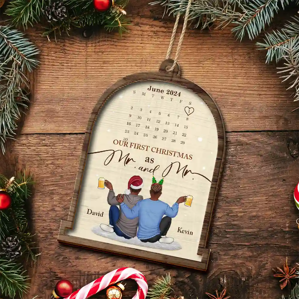 Christmas Couple Calendar Married - Personalized 2-Layered Wooden Ornament