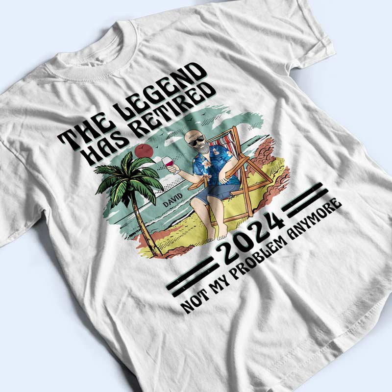 The Legend Has Retired Vintage - Retirement Gift For Beach Lovers, Dad, Mom, Grandpa, Grandma - Personalized T Shirt