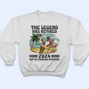 The Legend Has Retired Vintage - Retirement Gift For Beach Lovers, Dad, Mom, Grandpa, Grandma - Personalized T Shirt