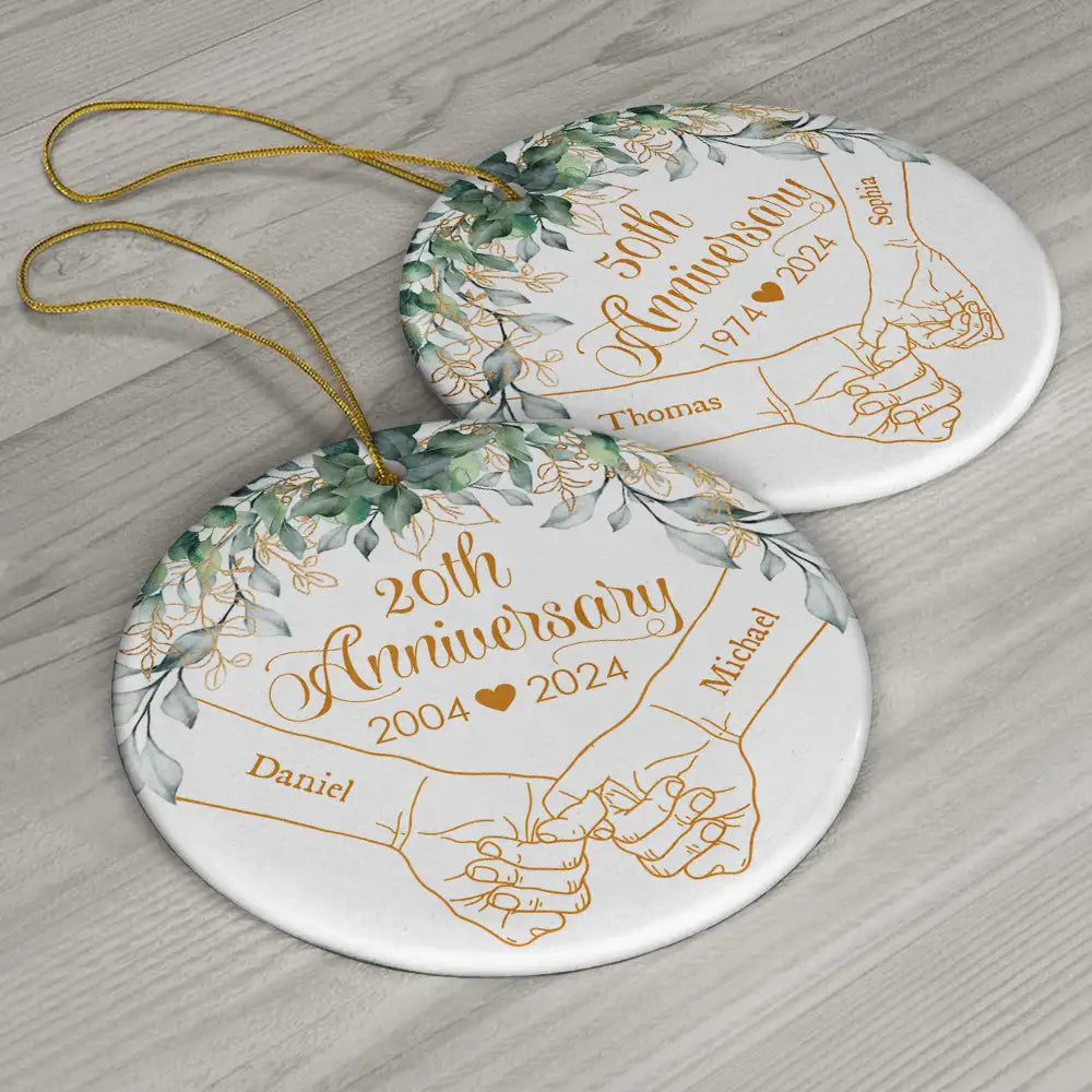 Gift For Couples - Holding Hands Couples Anniversary - Personalized Circle Ceramic Ornament