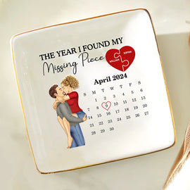 Gift For Couples, Gift For Husband, Gift For Wife, Gift For Boyfriend, Gift For Girlfriend - The Year I Found My Missing Piece Kissing Couples Calendar - Personalized Ring Dish